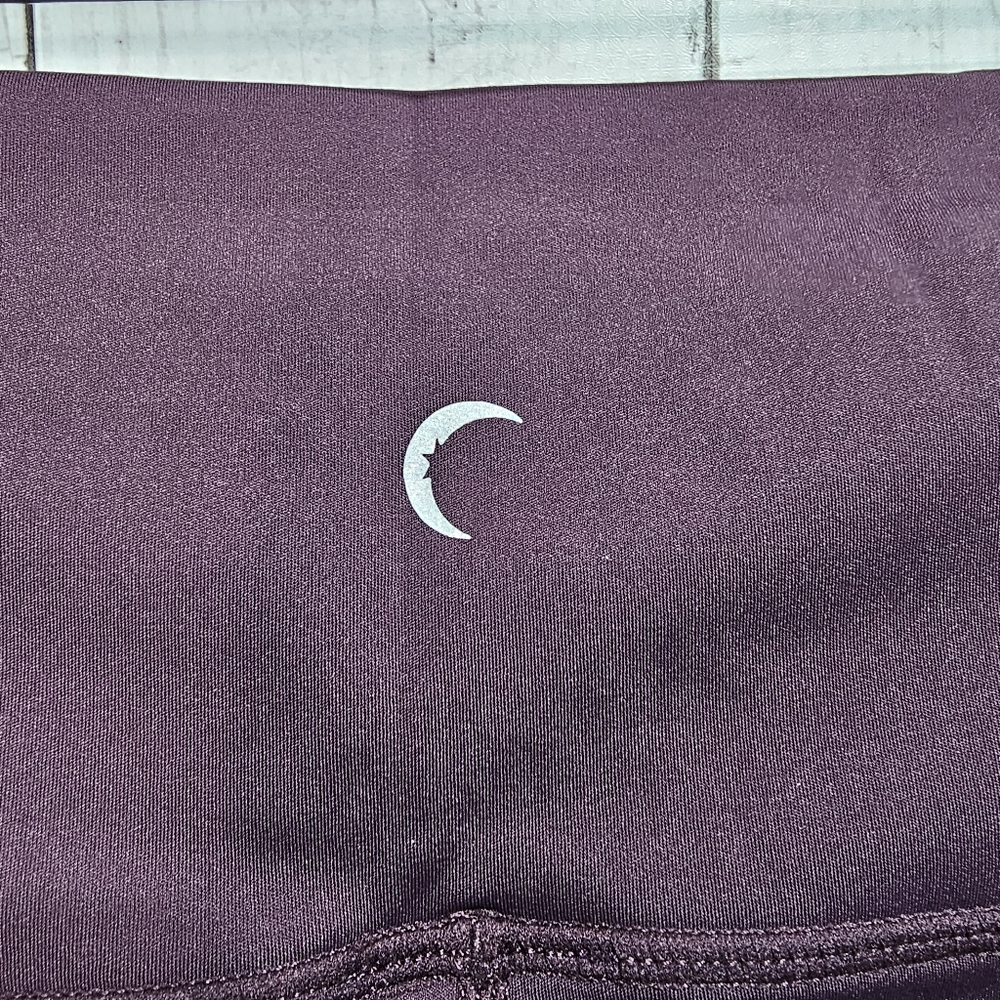 Zyia Active Women's Size 8-10 High Rise Crop Side Pocket Leggings Plum Purple. - Picture 5 of 7